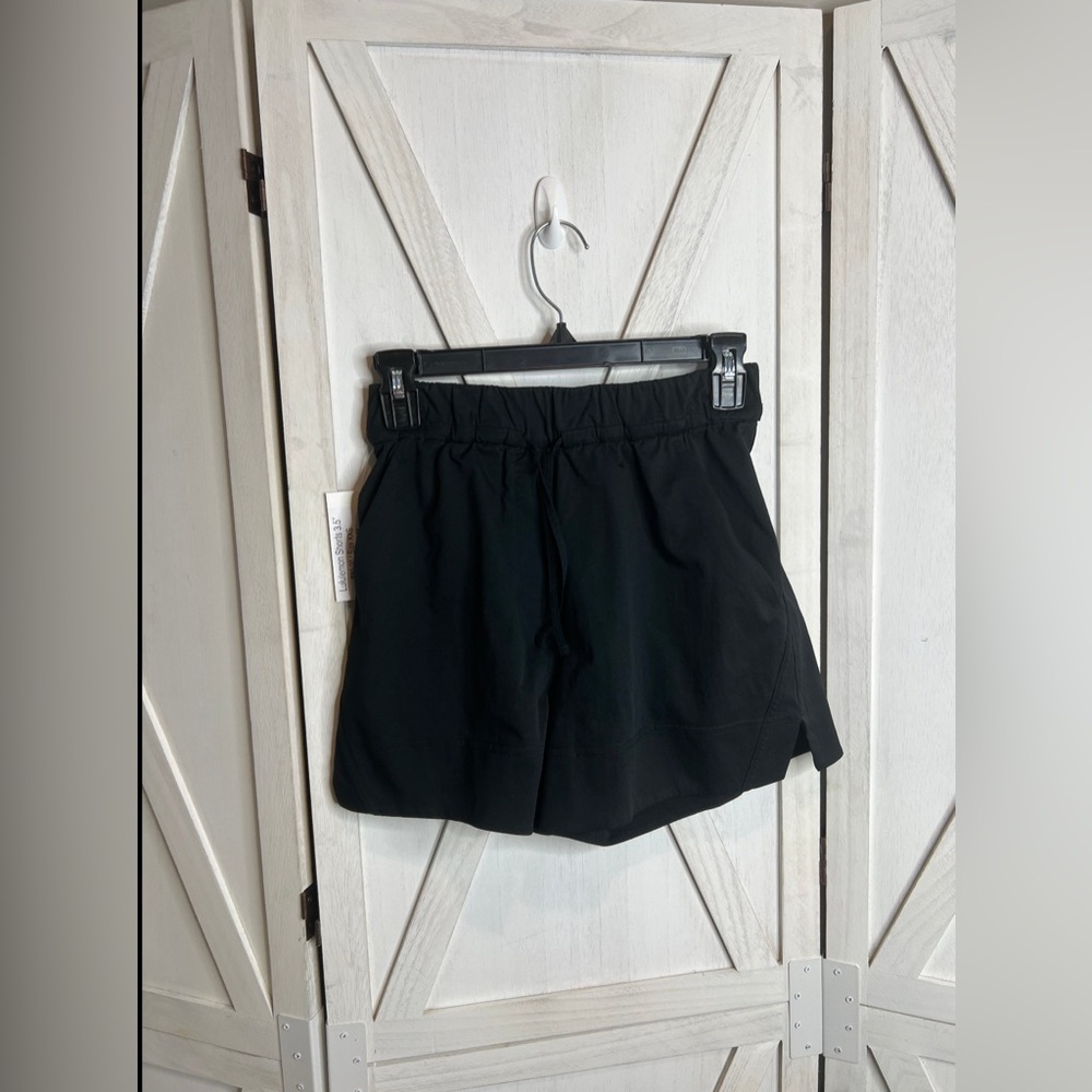 Lululemon Shorts 3.5”